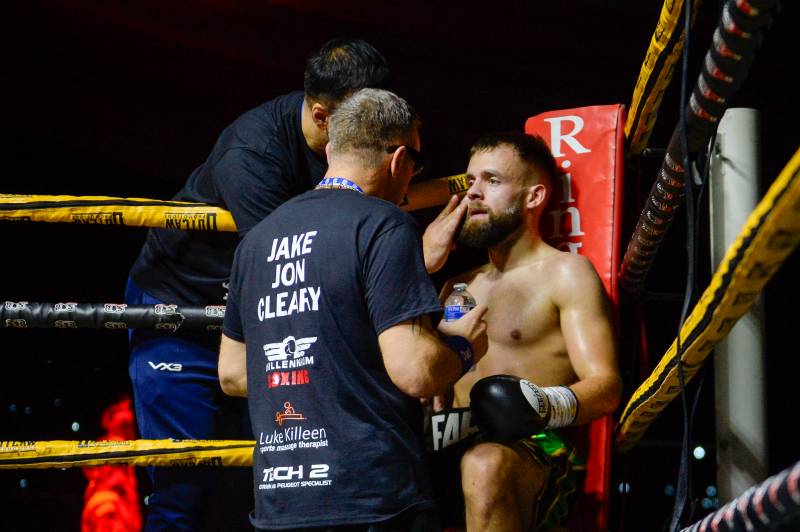 Image for Boxing action at the Metrodome