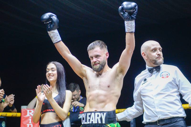 Image for Boxing action at the Metrodome