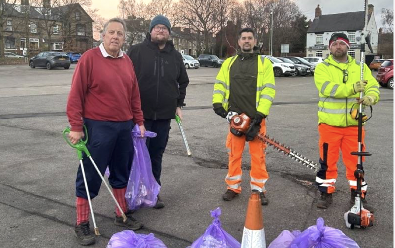 Main image for Councillors do their bit to keep area 'clean, green and looking its best'