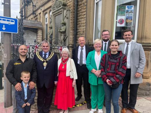 From left: Jack Mayes and son Blake Mayes; The Mayor and Mayoress of Barnsley, Coun John Clarke and Mrs Doreen Clarke; Wombwell councillors Robert Frost, Brenda Eastwood and James Higginbottom; Ania Pozorski Sutton of Wombwell Ward Alliance, and Peter Harper of Cranswick Convenience Foods.
