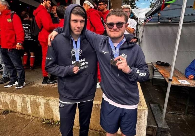 Main image for 'Deadly duo' take silver at Special Olympics