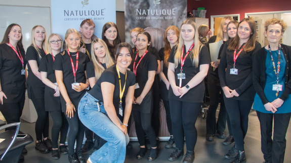 Main image for Company gives hair and beauty students an insight into industry