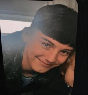 Main image for Police appeal over 'at risk' missing teen